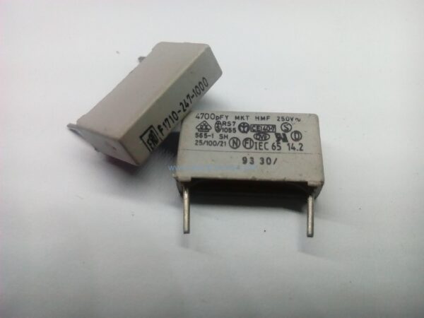 خازن MKT 4700PF-250v